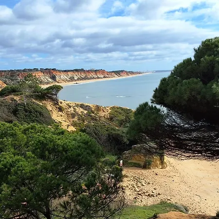 Sunshine Olhos de Agua (Albufeira)