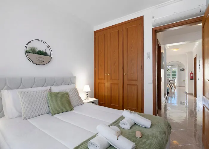 Sunshine Villa *
