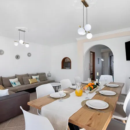 Vila Sunshine Olhos de Agua (Albufeira)