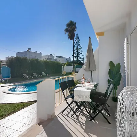 Sunshine Olhos de Agua (Albufeira)