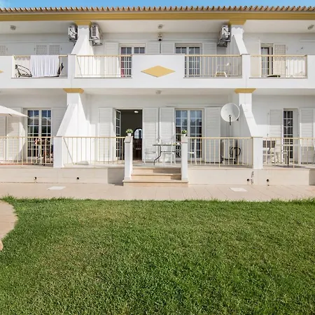 Sunshine Villa Olhos de Agua (Albufeira)
